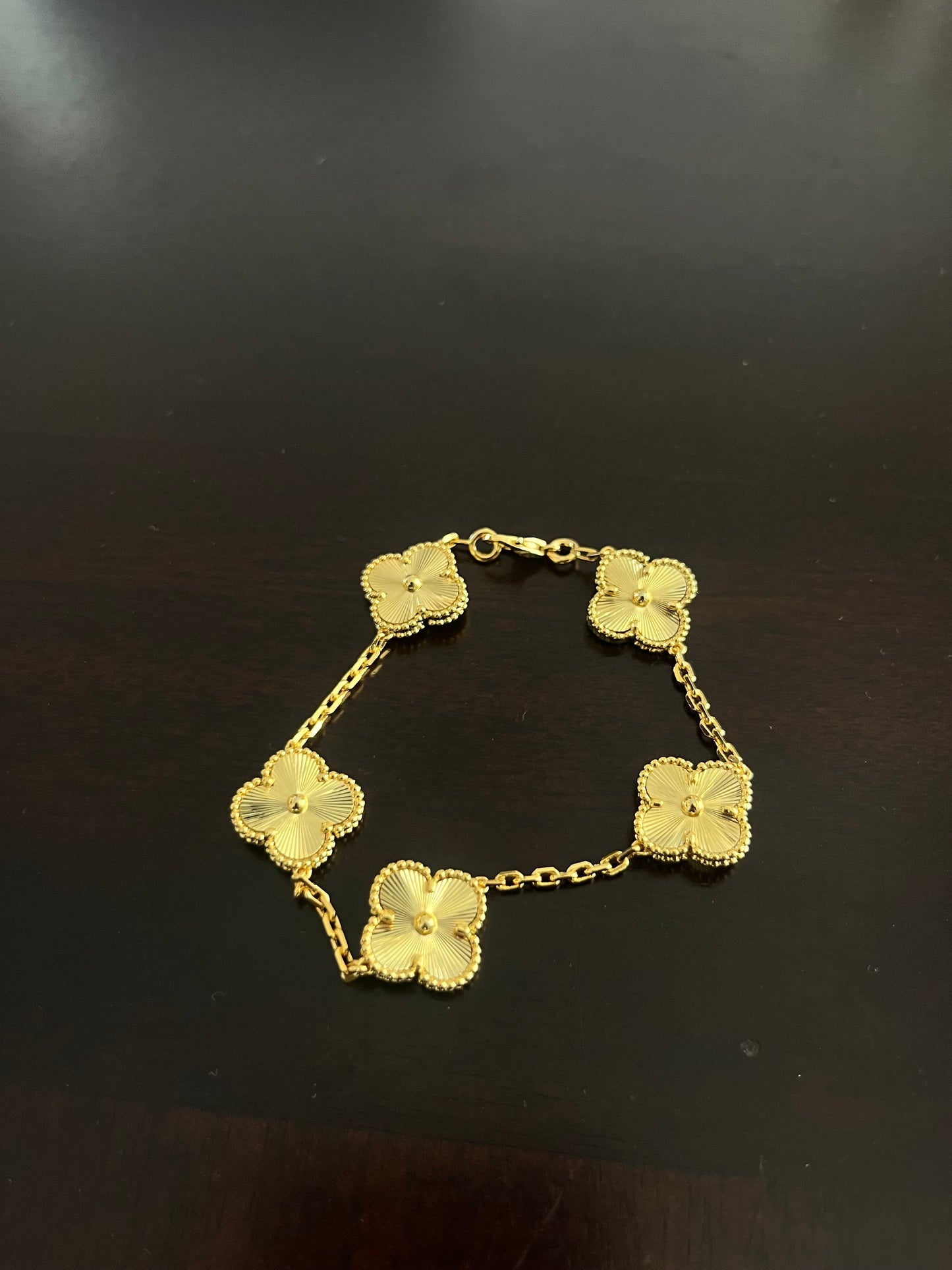 Four leaf bracelets